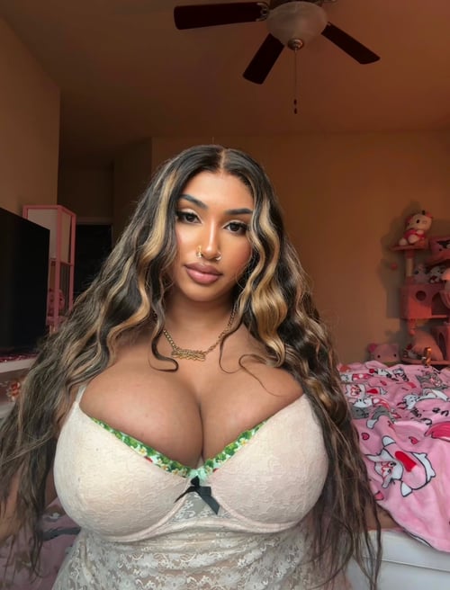 +1 (518) 564-1438 Naughty Bianca here to pleasure you