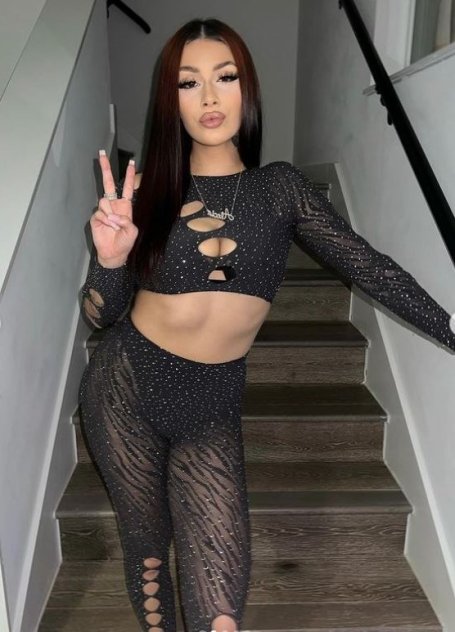 ๐๐available now๐ ๐ busty, beautiful and booty-ful 949-241-0544