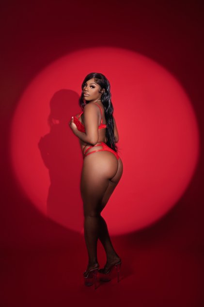 Nuru goddess