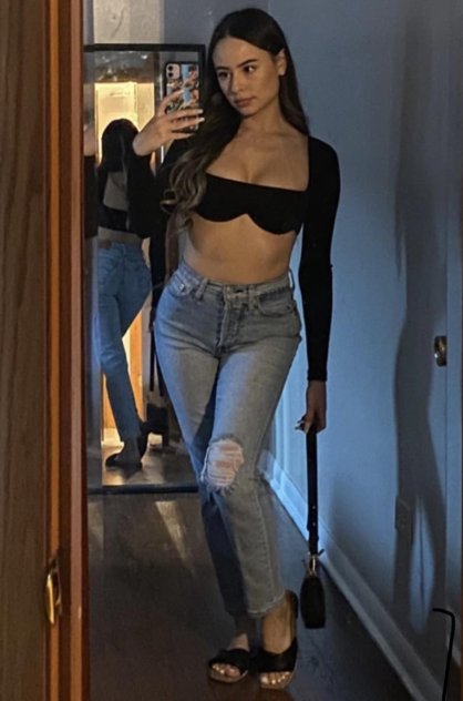 Im Abby, and im New in Town! Have me Over Tonight!!