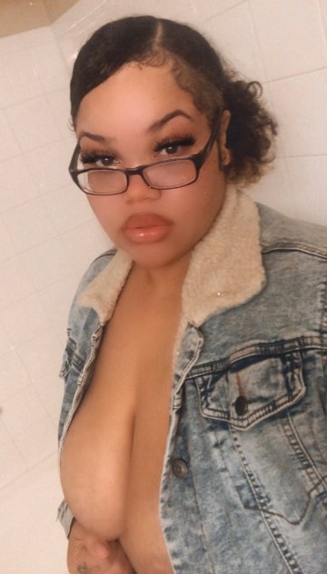 Yella Amazon Goddess
