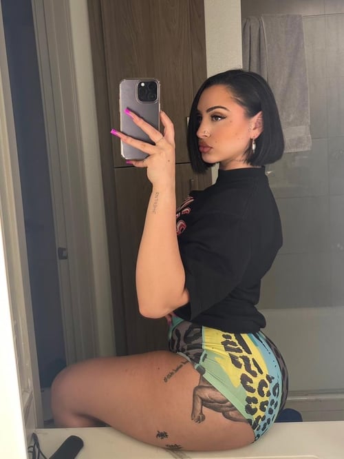 👻 Snapchat : ariannalayla24 DOWN AND AVAILABLE FOR FUN 🍆🍑.TEXT (909) 742-9726