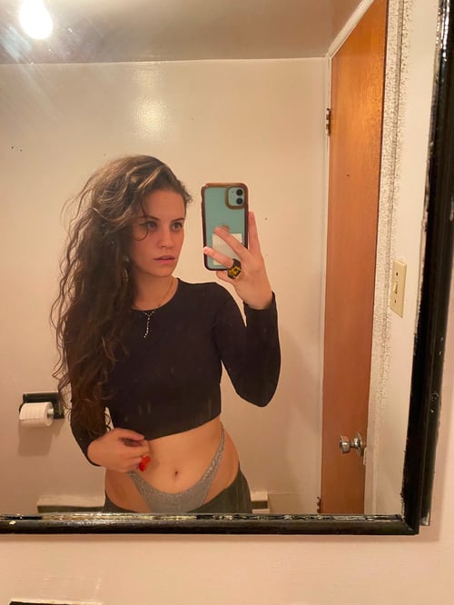 I’m Loretta ,Always ready and seeking DISCREET no strings sex encounters.