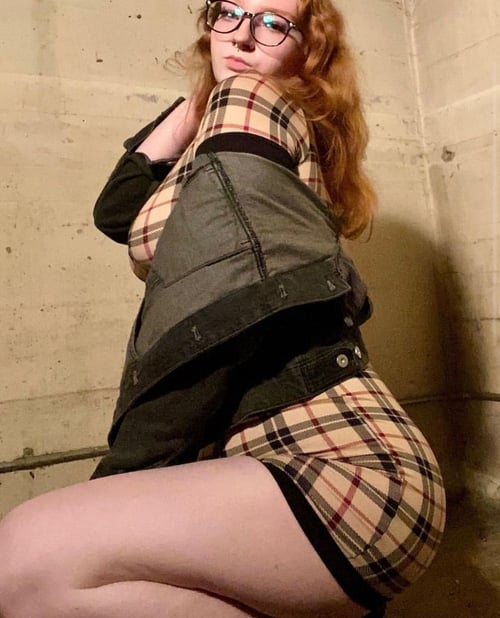 Escort available for fun👅