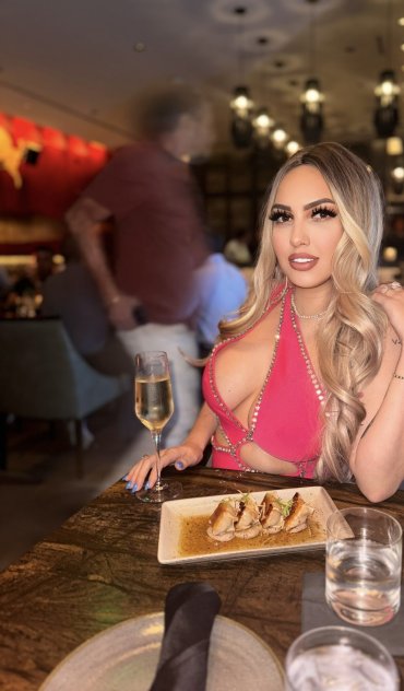 SEXY  Latin blonde, call me to have a good time