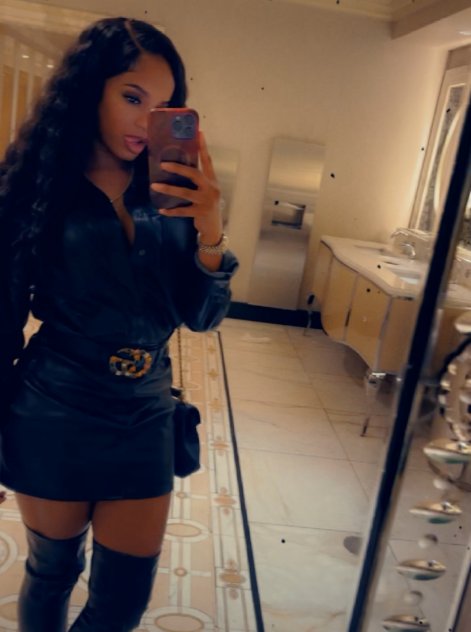 Super Wet Exotic Babe In Town 💦