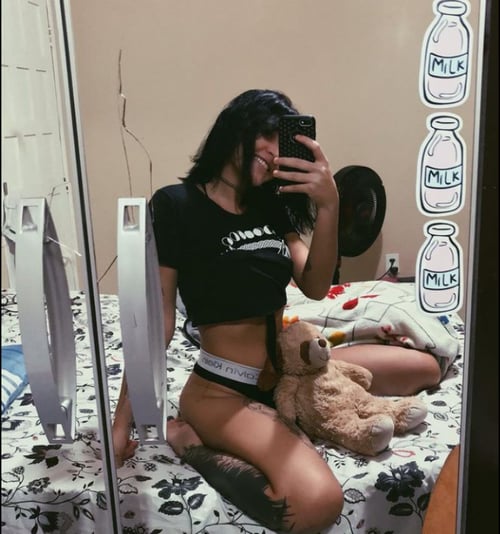 Heyy, I'm available for both in-calls and out-calls services