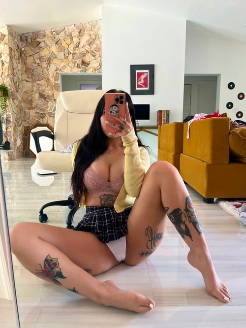 HI Daddies READ🎆MY ADS BEFORE🔥YOU TEXT PLS!Am LOOKING FOR A NICE COCK🍆TO FUCK: +14424214186💦👅😍