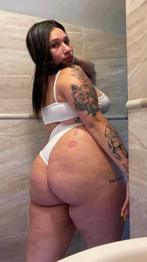 Down to satisfy your sexual fantasies 😍😘😈