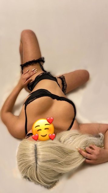 Nueva y Apretadita (786) 940-9038 Llamame