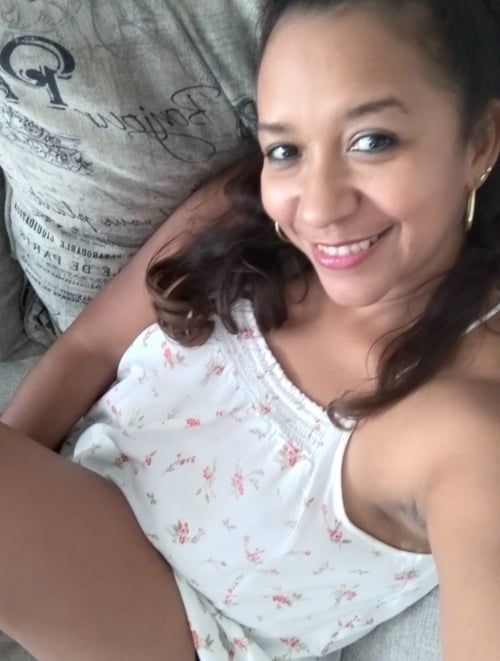 I’m available for hookup👅 both incall and outcall services.