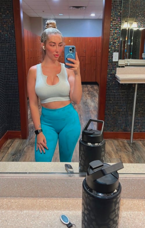 Dinner tonight bills on me, I’m only interested in a serious relationship I don’t take money for sex