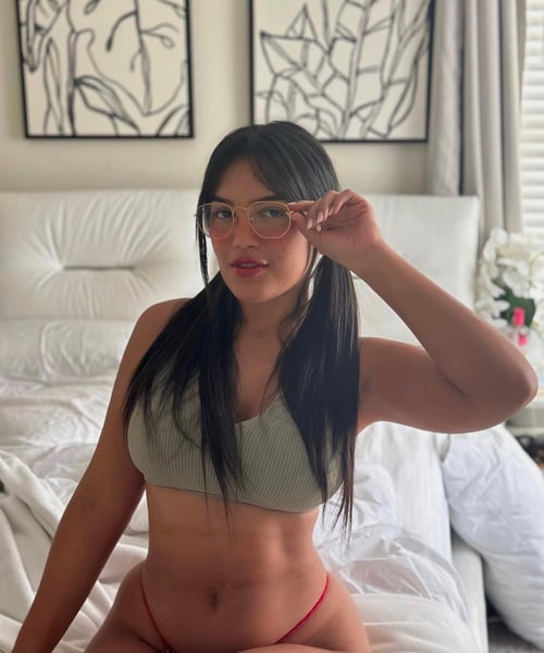 I’m available for both Incall and outcall hookup hmu number +1(920)4795636