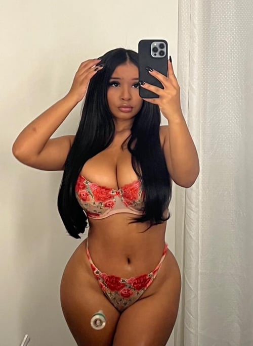 I AM AVAILABLE FOR HOOKUP 🍆🍑🤤 +1(860) 271 -6312
