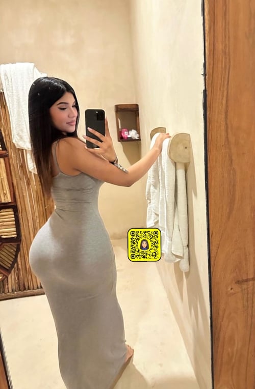 Hey daddy, wanna fuck? Hit me up now! Snapchat ๐ป : Zeehub21 Text: 5304909368