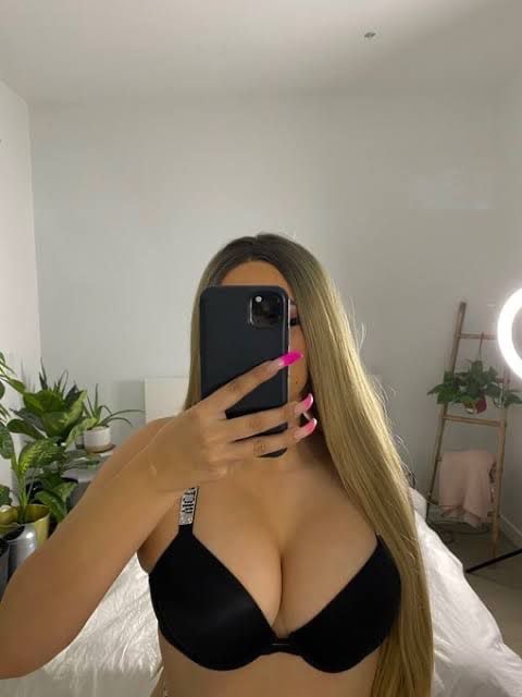 I'm flirty😉 sexy😍 && fun 🤪 🔥MY **** IS WET🥰COME AND **** ME ❤️Im the ultimate experience. 👑
