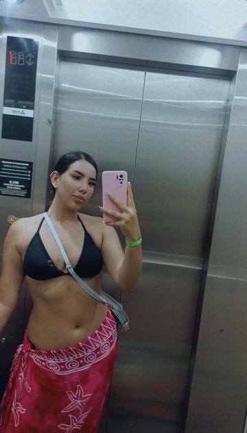 Am available for hookup and FaceTime call both Incall or Outcall