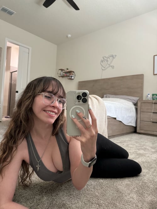 I AM AVAILABLE FOR BOTH INCALL AND OUTCALL SERVICE