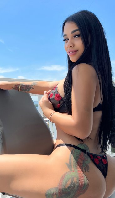 Hola amor llámame te encantara soy una chica súper sexy