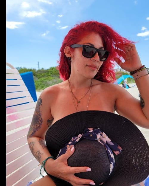 I'm a hot, Curvy Latina