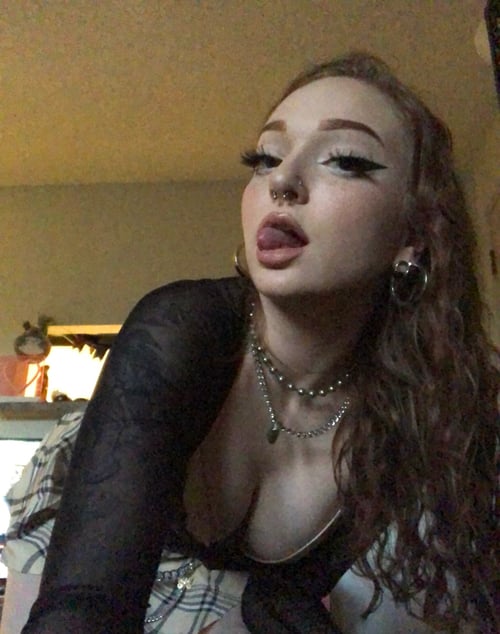 I’m available for fuck and hookup both incall and outcall 4052238424