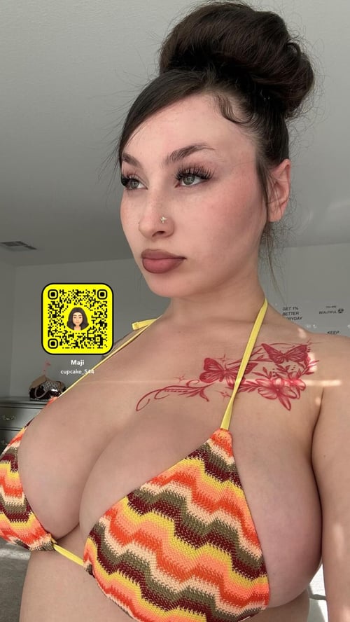CLEAN, 100% LEGIT AND UPSCALE BEAUTY Available for Incall and outcall services!!!
