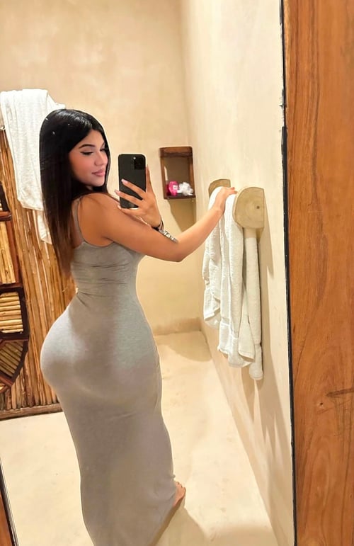 Hey daddy, wanna fuck? Hit me up now! Snapchat 👻 : Lindahx72 Text: 5304909368