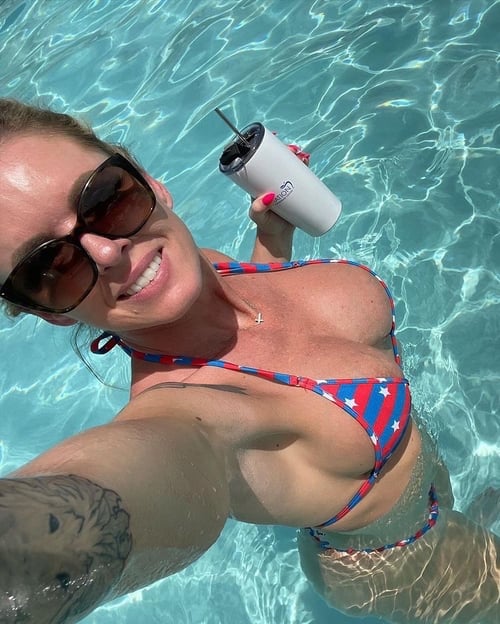 Hot cougar milf that will blow your mind 👅💦In/OutCall/CarDate Passionate GFE.