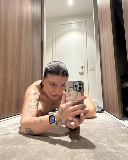 Hot Sexy Brunette 👱♀️wants Raw Sex👅💦😝🍑Hookup: hit me on snap @a_da1260 or insta @tijani6122