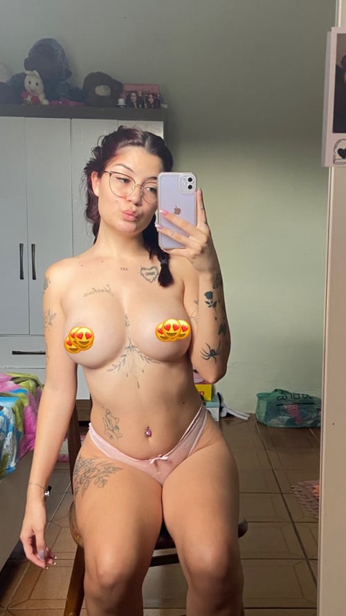Telegram: lyssagurl 👅🍆💋i squirt 💦 and ready for fun
