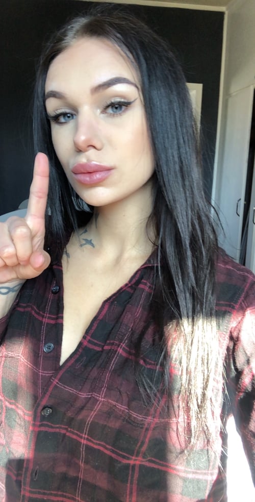 I am down for hookup