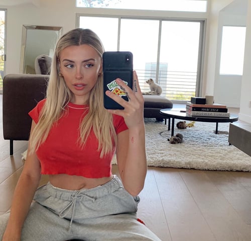 HMU 4 fun & naughty stuffs HMU on📱 +1 (406) 970-6019