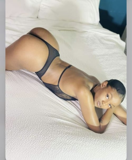 Cum see what the fuss is about🤫🍫