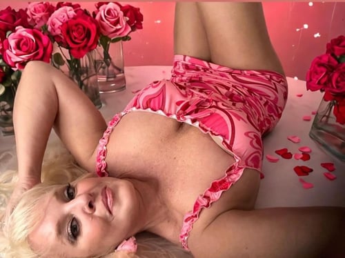Available for naughty fun (5182018168) ❤️🤩