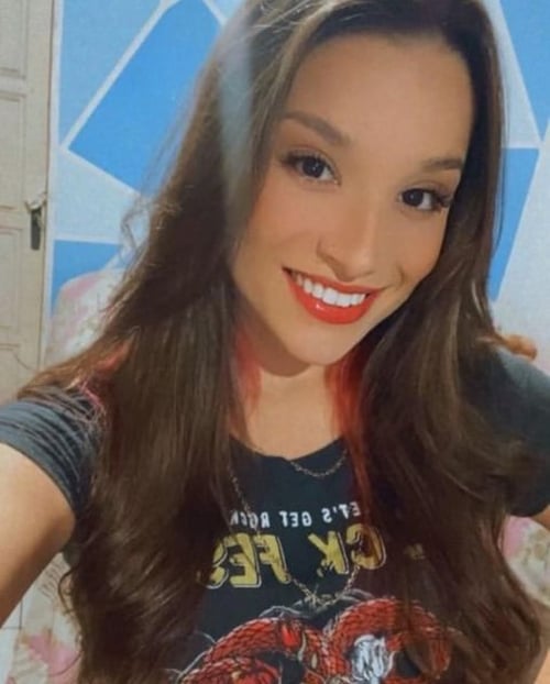 I’m available for both incall and outcall