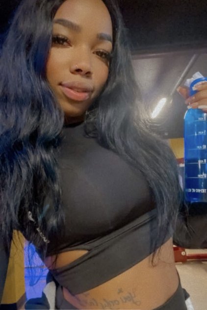 I offer erotic eat & GFE & new 69 style &BBBJ&nuru massage,anal sex