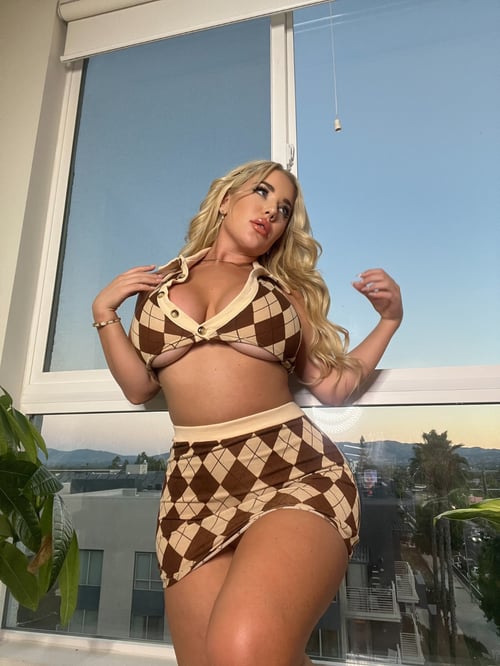 WHERE ARE THE BAD BOYS ? LET’S HAVE A GOOD TIME 👅🍑💦 : +1 442-421-4186