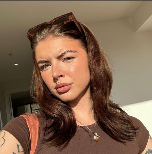 🍑IM A REAL SEXY BADDIE and HOTTEST CHICK IN TOWN 🍑