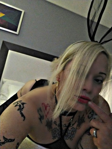 **NEW in La Jolla** Awesome, busty, blonde Enchantress!