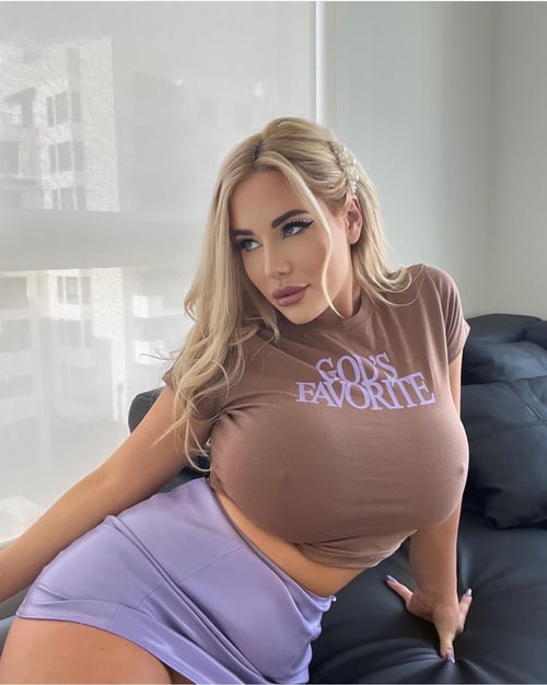 ©️🇺🇸🪭Seeking pleasure and an exciting experience 🥰🍆 🍑❓Look no further +1 (380) 245 8764