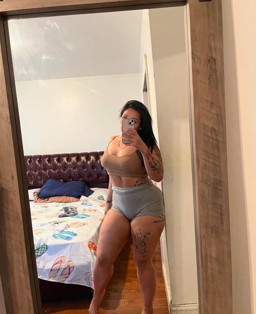 Down to satisfy your sexual fantasies 😍😘😈