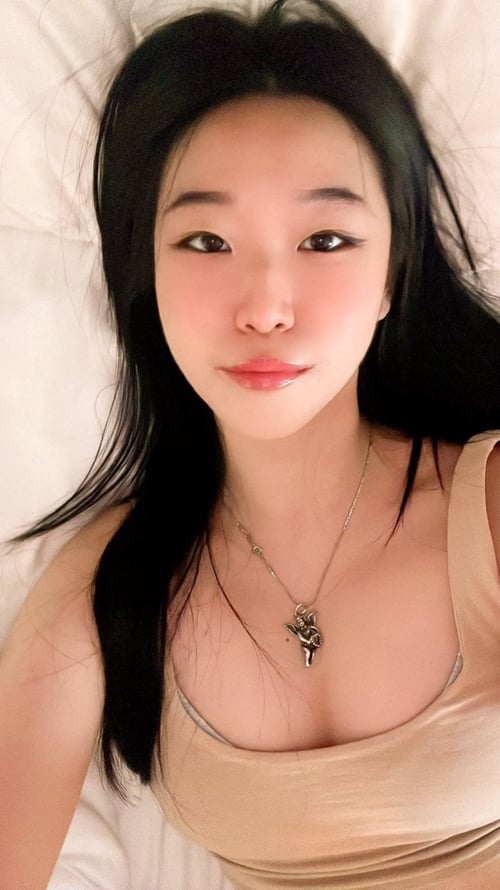 I AM AN ASIAN CALL GIRL THAT WANTS YOU SO DEEP INSIDE OF ME