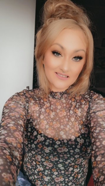 I’m available for incall, outcall service FaceTime service