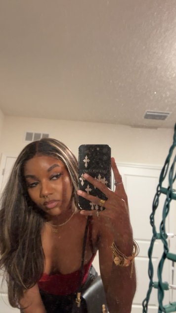 I'm Samantha 😉 sexy😍 && fun🤪 🔥MY PUS** IS WET🥰COME FUCK THE NECTA