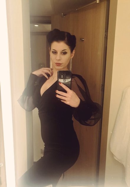 I'm available for hookup both Incall or outcall Tel> 5203694715