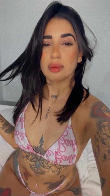 Nueva y Caliente (786) 784-3651 GFE 69 Daty