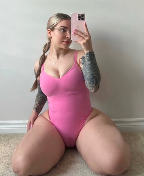 I’M CHARLENE 💦❤️down to keep your company 💦 I squirt, offer massages , GFE 🥵👅💞💯 Contact me
