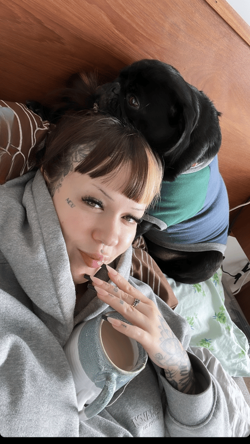 I am real Female escort 💦🍆🍑available for meetup naughty nasty freaky dirty and I sell content