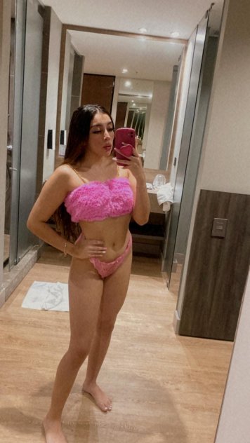 Hot Teen Latina Girl.