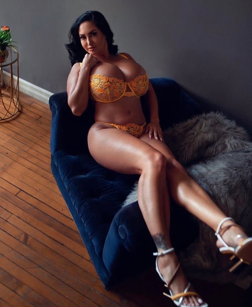 Available for naughty fun ((332 263-2642) ❤️🤩